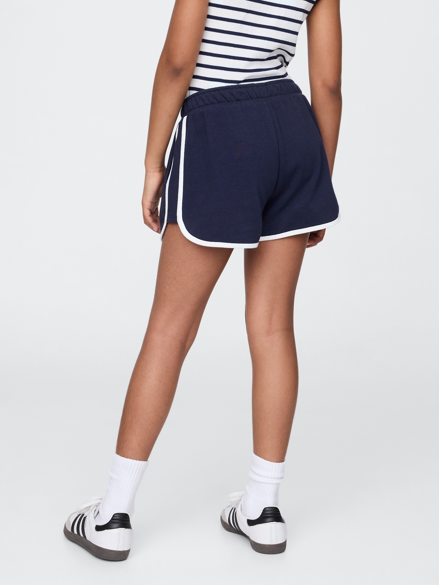 Детские шорты Gap VintageSoft Dolphin Sweat Shorts, цвет: Тёмно-синий — фото 4
