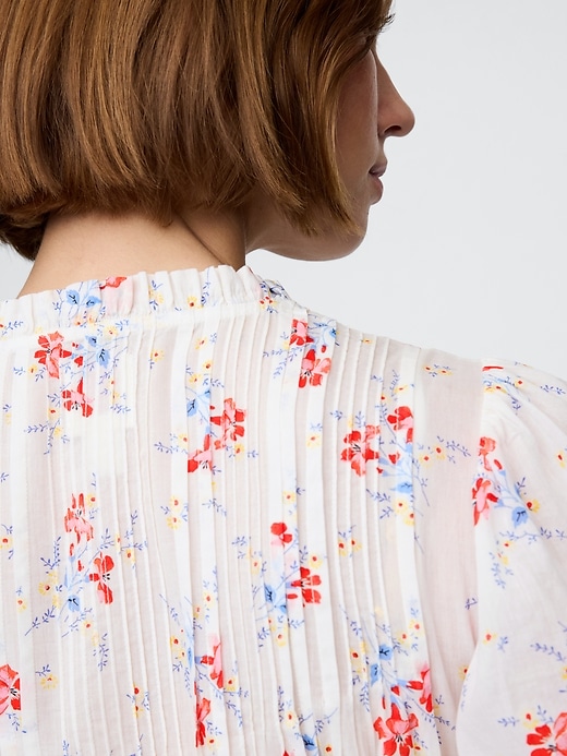 Image number 4 showing, Gap × DÔEN Pintuck Floral Midi Dress