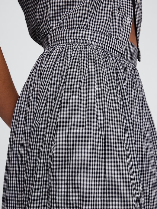 4 of 8 showing, with the color Navy blue gingham of product Gap × DÔEN Gingham Midi Skirt