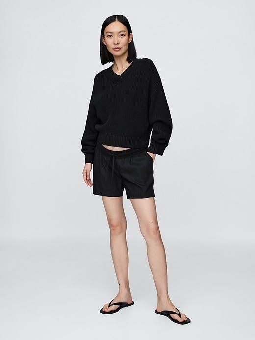 View large product image 1 of 1. Maternity Under Belly Linen-Cotton Easy Shorts