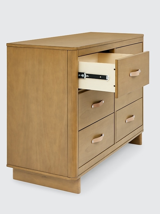 Image number 4 showing, babyGap Skye 6 Drawer Dresser
