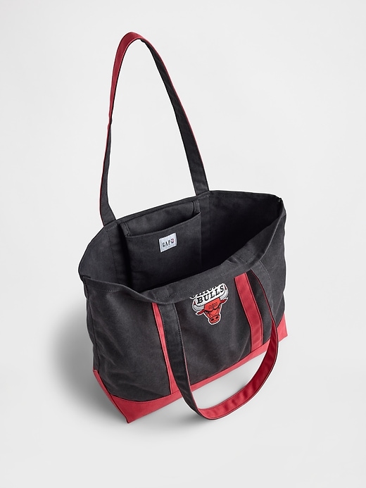 Image number 3 showing, NBA Chicago Bulls Logo Tote Bag