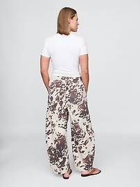 Mid Rise UltraSoft Easy Horseshoe Jeans