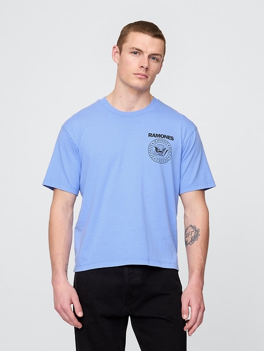 Image number 1 showing, Heavyweight Cropped Ramones Graphic T-Shirt
