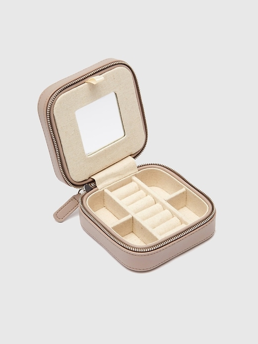 Image number 1 showing, Brouk and Co Croft Avenue Luna Small Travel Jewelry Case
