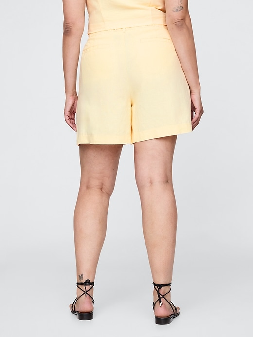 Image number 6 showing, 365 High Rise Linen-Blend Shorts