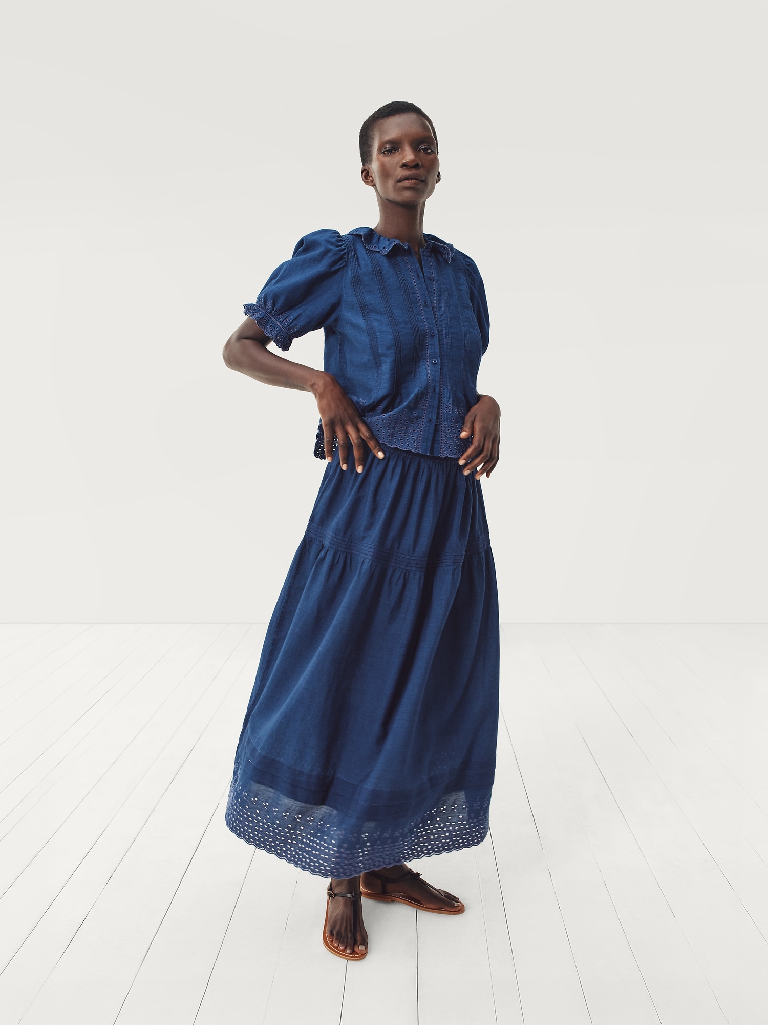 Женские юбки Gap × DÔEN Eyelet Midi Skirt — фото 5