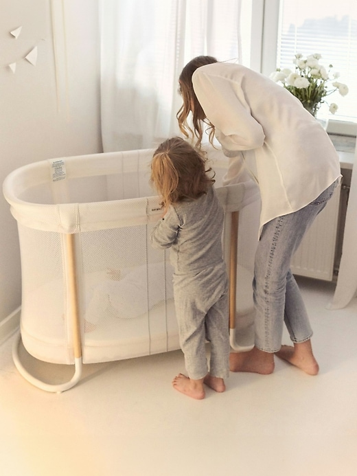 Image number 3 showing, BabyBjorn Baby Crib