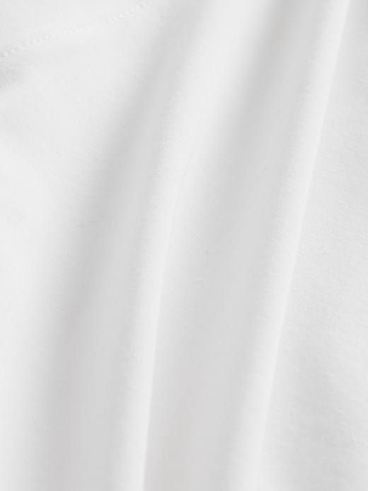 Image number 5 showing, GapFit Breathe Cropped V-Neck T-Shirt