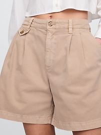 6" Mid Rise Twill Pleated Trouser Shorts