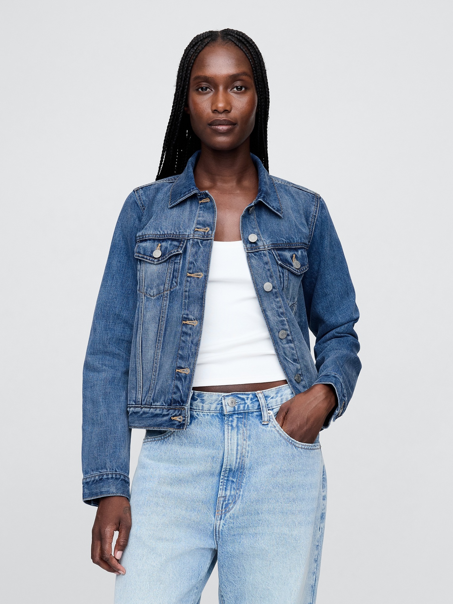 Женская куртка Gap Icon Denim Jacket, цвет: Средний индиго