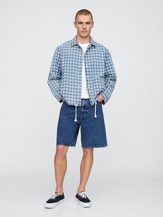 Image number 1 showing, '90s Loose Denim Shorts