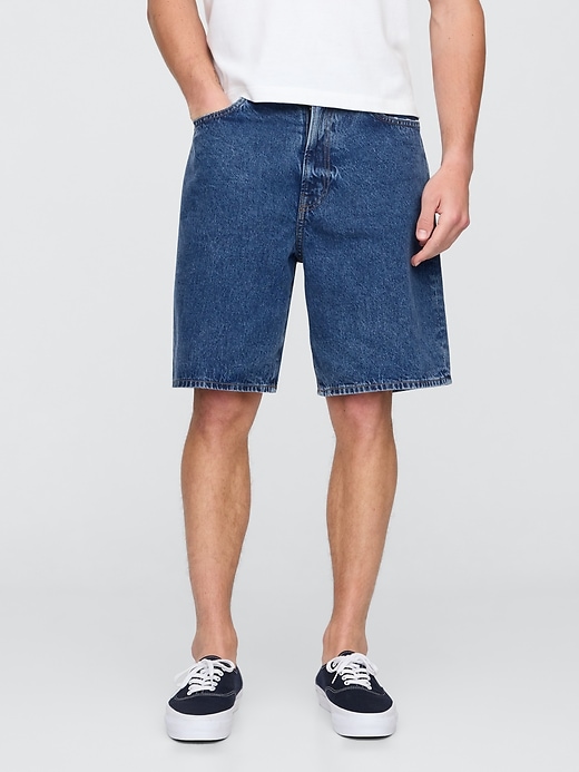 Image number 2 showing, '90s Loose Denim Shorts