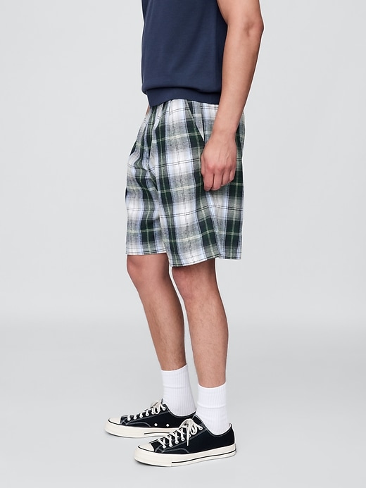 Image number 3 showing, Gap × Malbon 9.5" Pleated Baggy Shorts