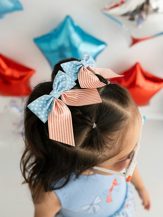2 of 8 showing, with the color MULTI of product Sweet Wink Patriotic Cutie Bow Clip