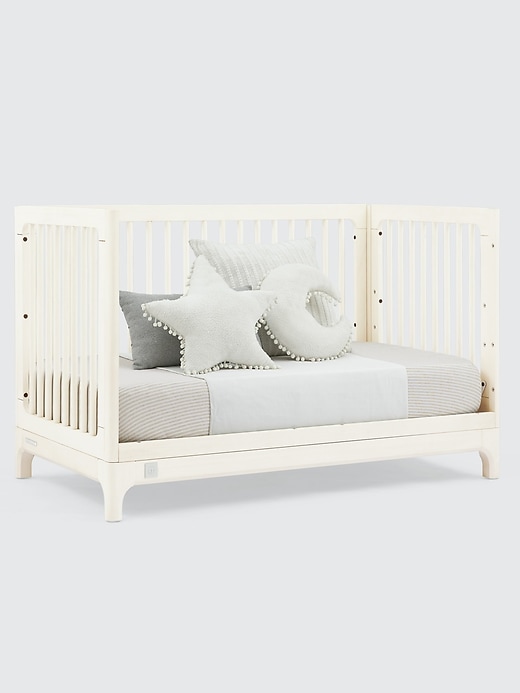 Image number 5 showing, babyGap Wren 4 in 1 Convertible Crib