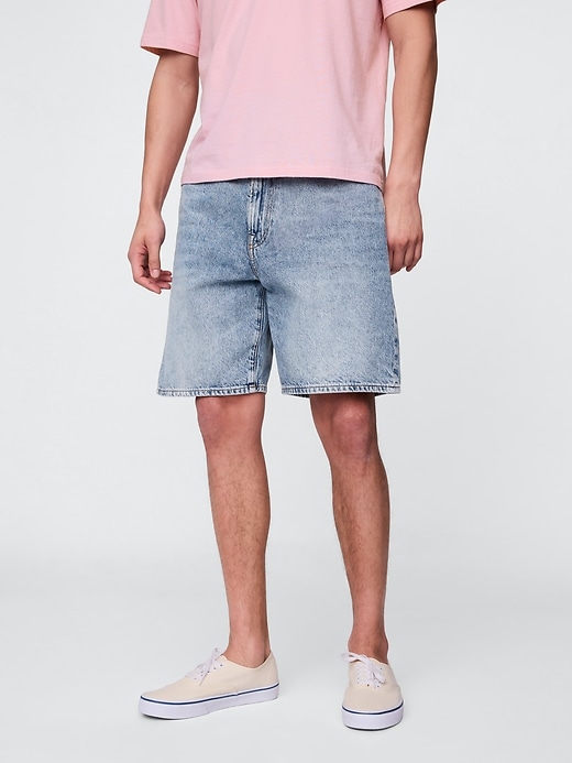 Image number 2 showing, '90s Loose Denim Shorts