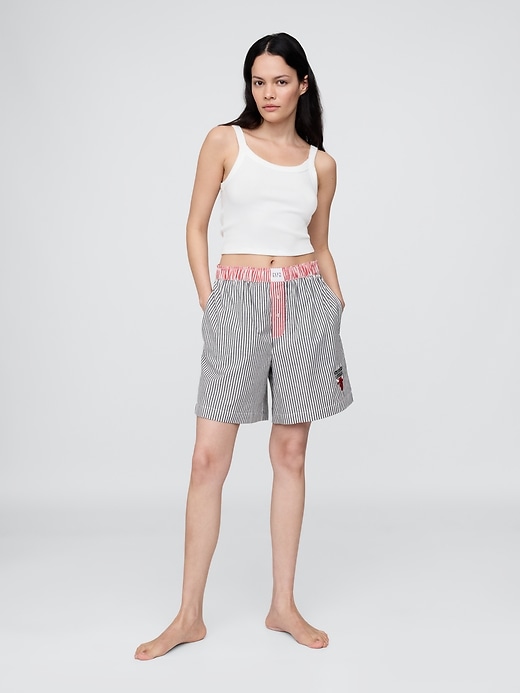 Image number 4 showing, NBA Chicago Bulls Logo Boxers