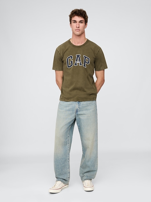 Image number 2 showing, Gap Arch Logo T-Shirt