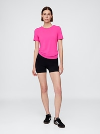 GapFit Breathe T-Shirt