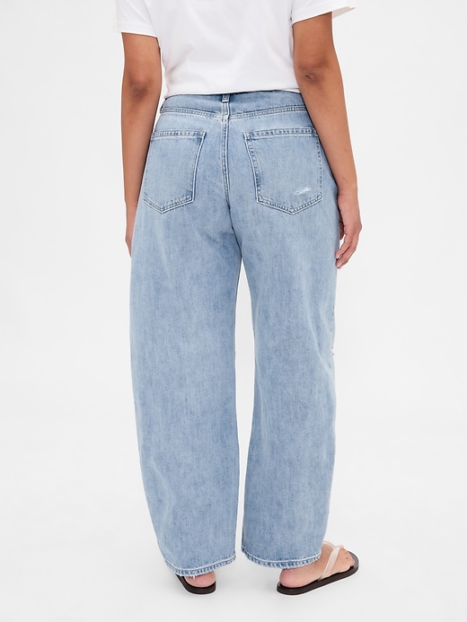 Image number 4 showing, Curvy High Rise Barrel Jeans