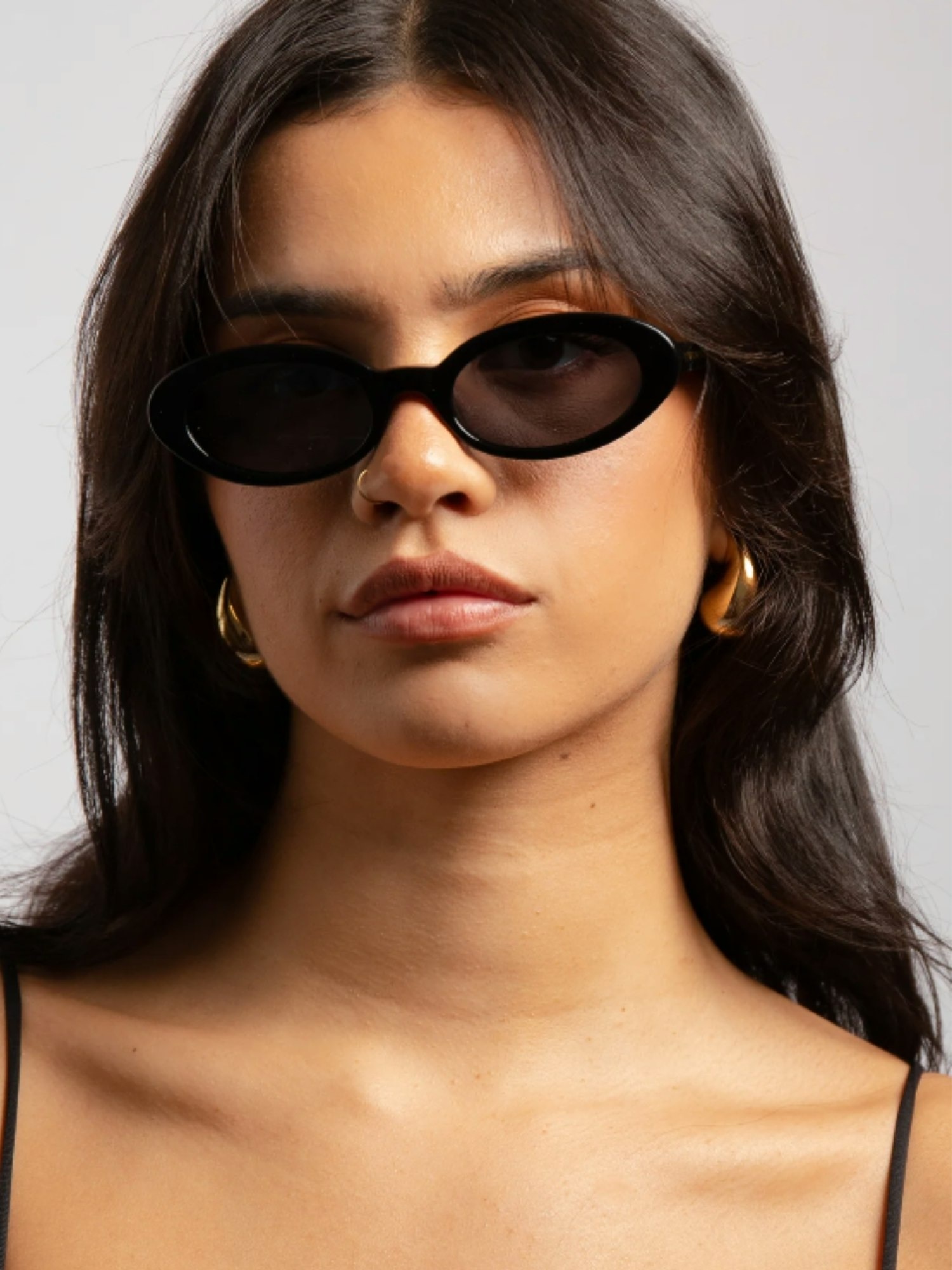 Женские солнцезащитные очки Gap Eleventh Hour Capri Polarized Sunglasses, цвет: Чёрный — фото 3