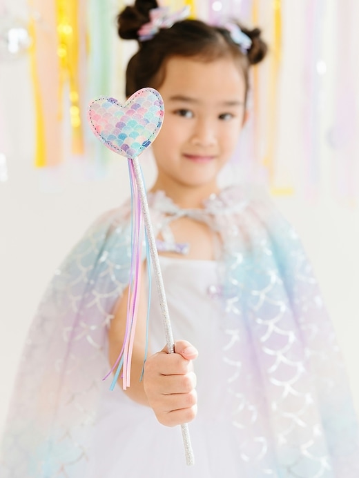 Image number 2 showing, Sweet Wink Mermaid Heart Wand