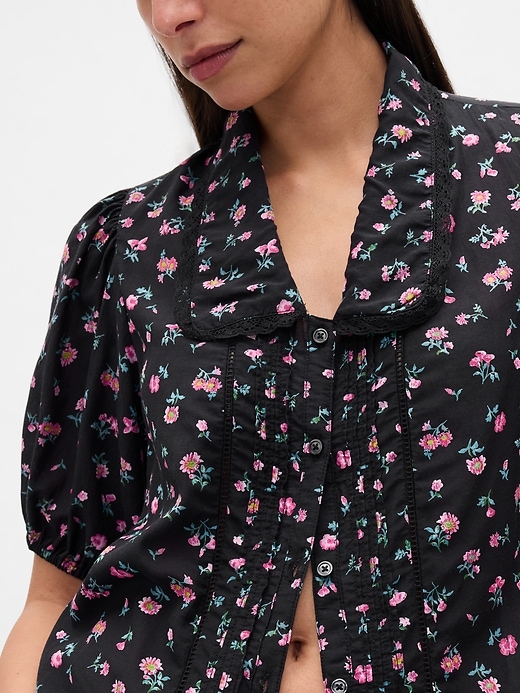 Image number 4 showing, Puff-Sleeve Collared Top