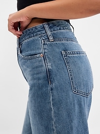Curvy Mid Rise Barrel Jeans