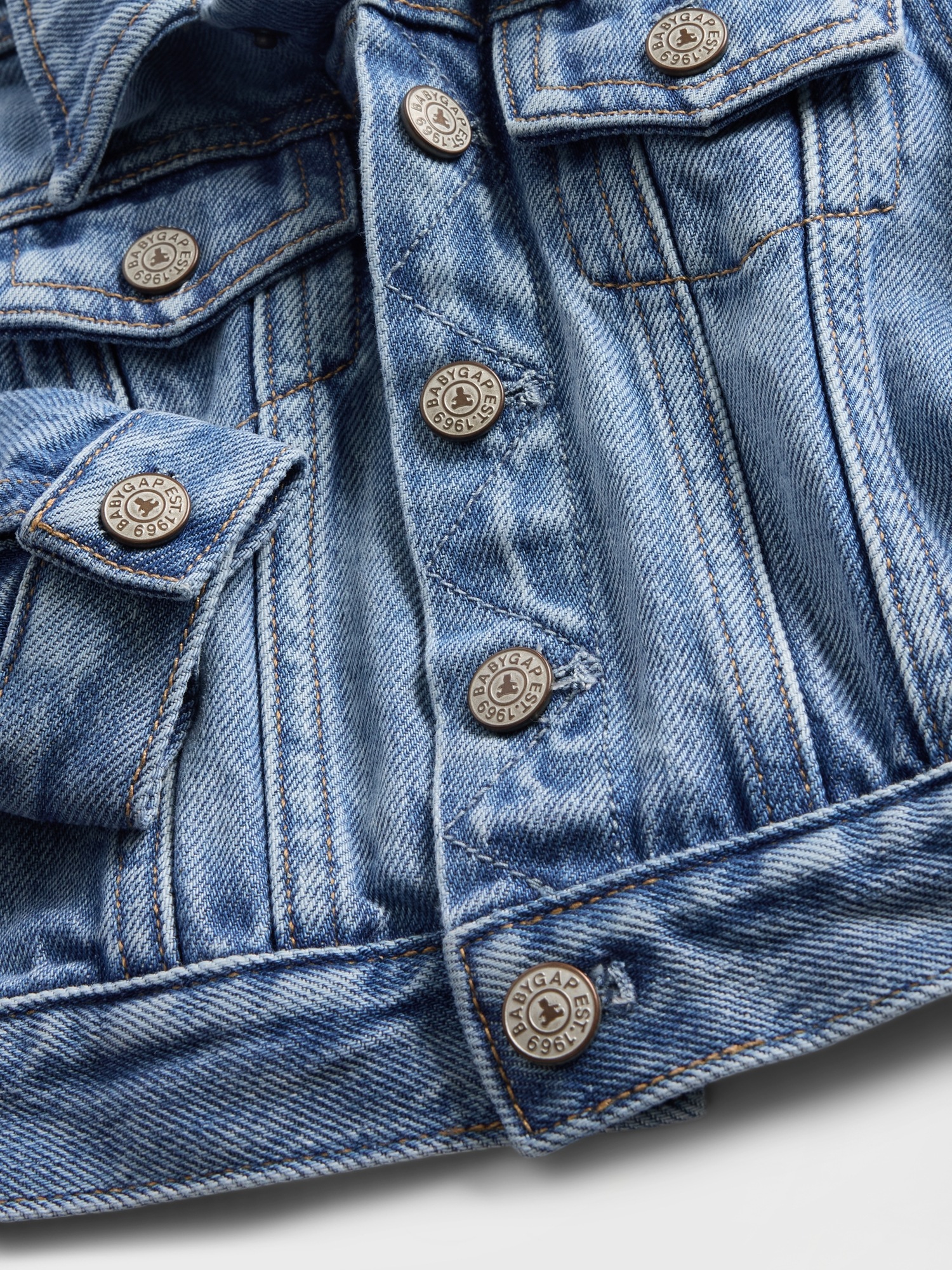 Детские куртки Gap Baby UltraSoft Icon Denim Jacket — фото 3