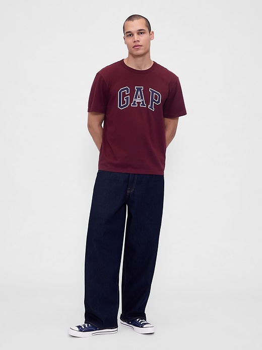 Image number 2 showing, Gap Arch Logo T-Shirt