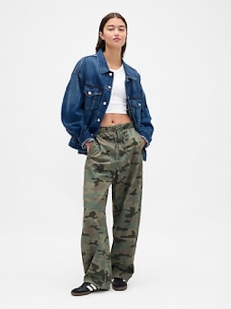 Mid Rise Barrel Parachute Pants