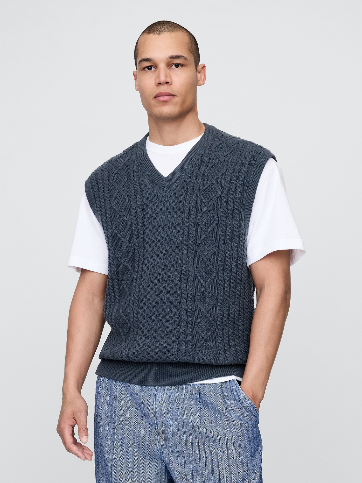 Женский жилет Gap × Malbon Cable-Knit Sweater Vest, цвет: Холодный синий — фото 7