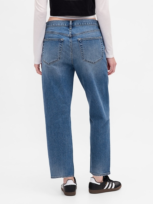 Image number 4 showing, Mid Rise Relaxed Crop Jeans