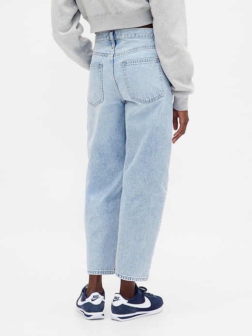 Image number 4 showing, High Rise Crop Barrel Jeans