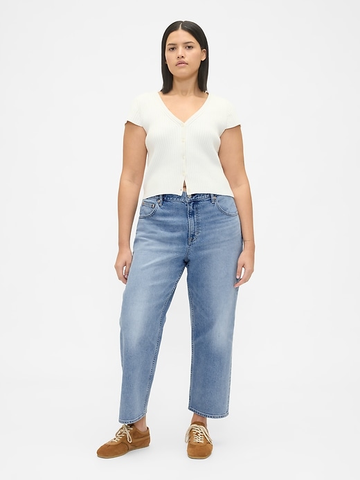 Image number 5 showing, Mid Rise Relaxed Crop Jeans