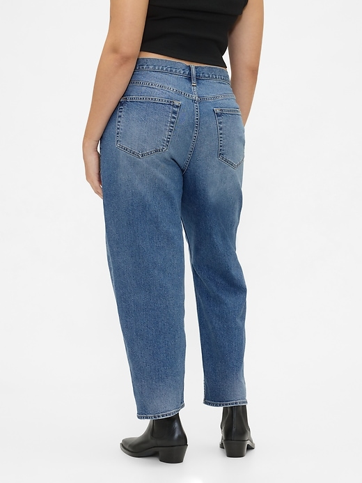 Image number 6 showing, Mid Rise Relaxed Crop Jeans