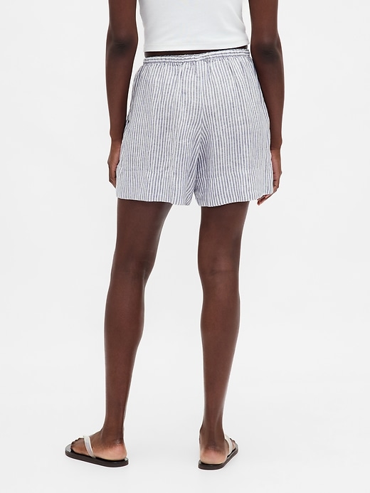 Image number 4 showing, 100% Linen Easy Shorts
