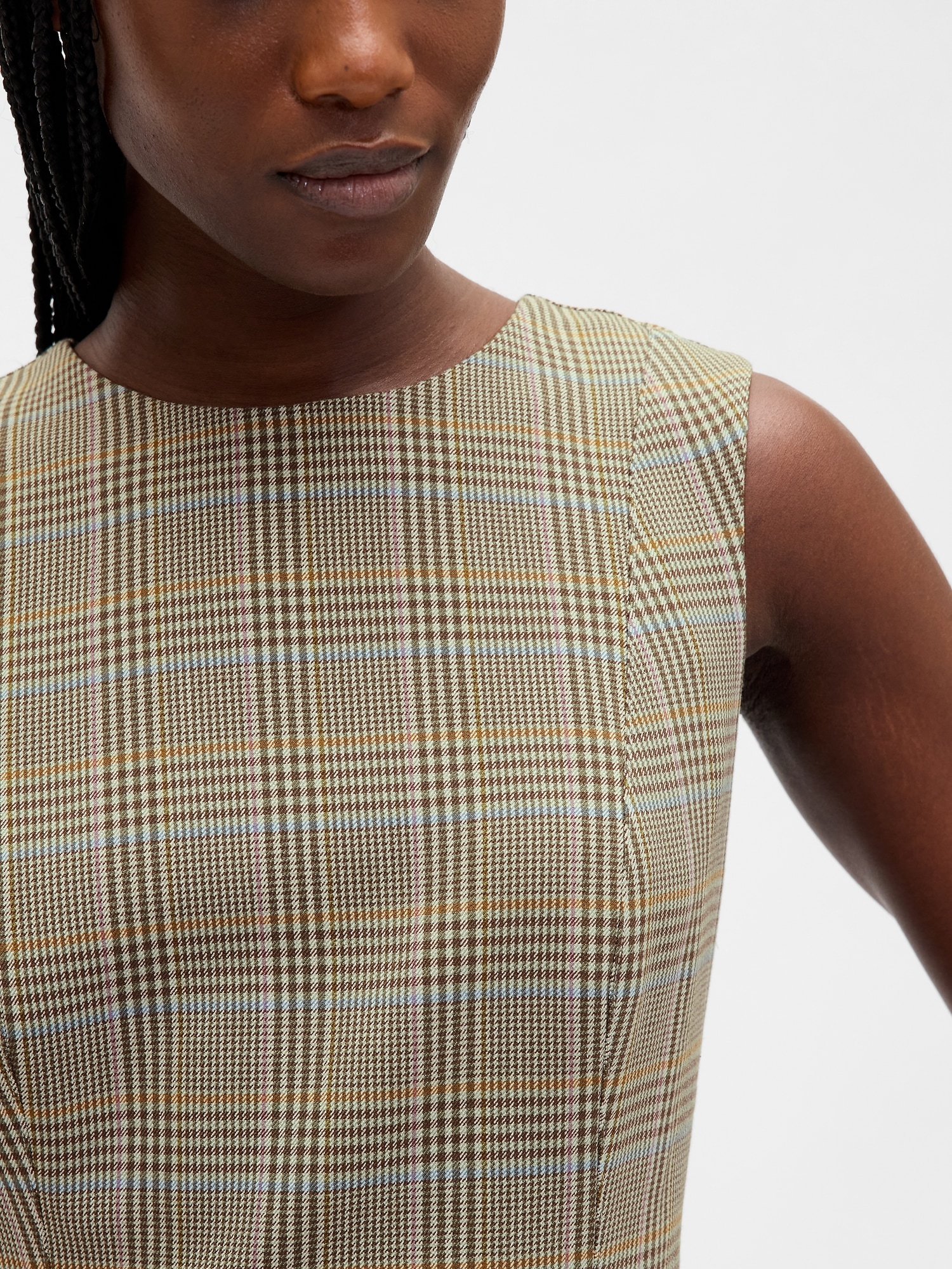 Женское платье Gap High-Neck Mini Shift, цвет: Жёлтый / Бежевый — фото 3