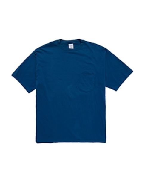 1990s GapVintage Men's Deep Blue Pocket T-Shirt — XL