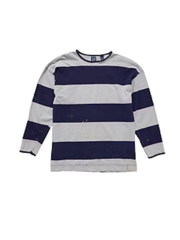 1990s GapVintage Men's Heavyweight Wide-Neck T-Shirt — XL