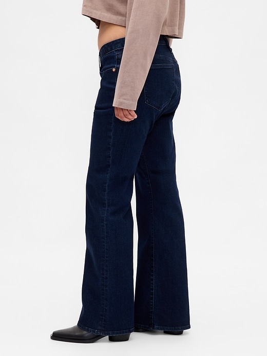 Image number 3 showing, Curvy Low Rise Long & Lean Jeans