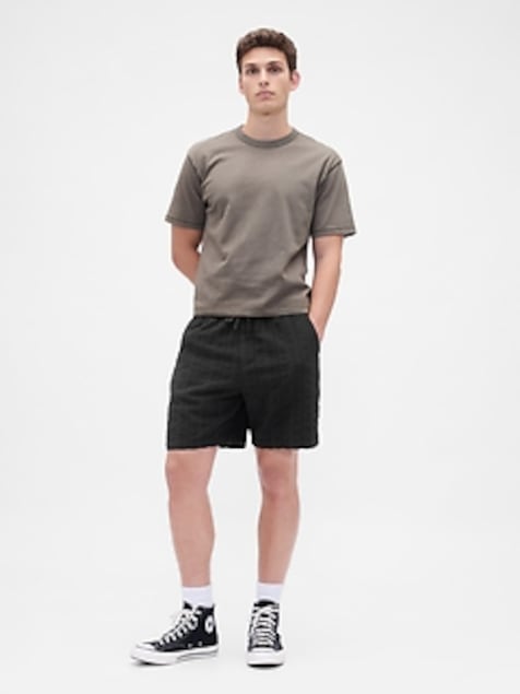 7" Textured Easy Shorts
