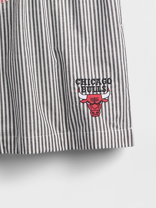 Image number 5 showing, NBA Chicago Bulls Logo Boxers