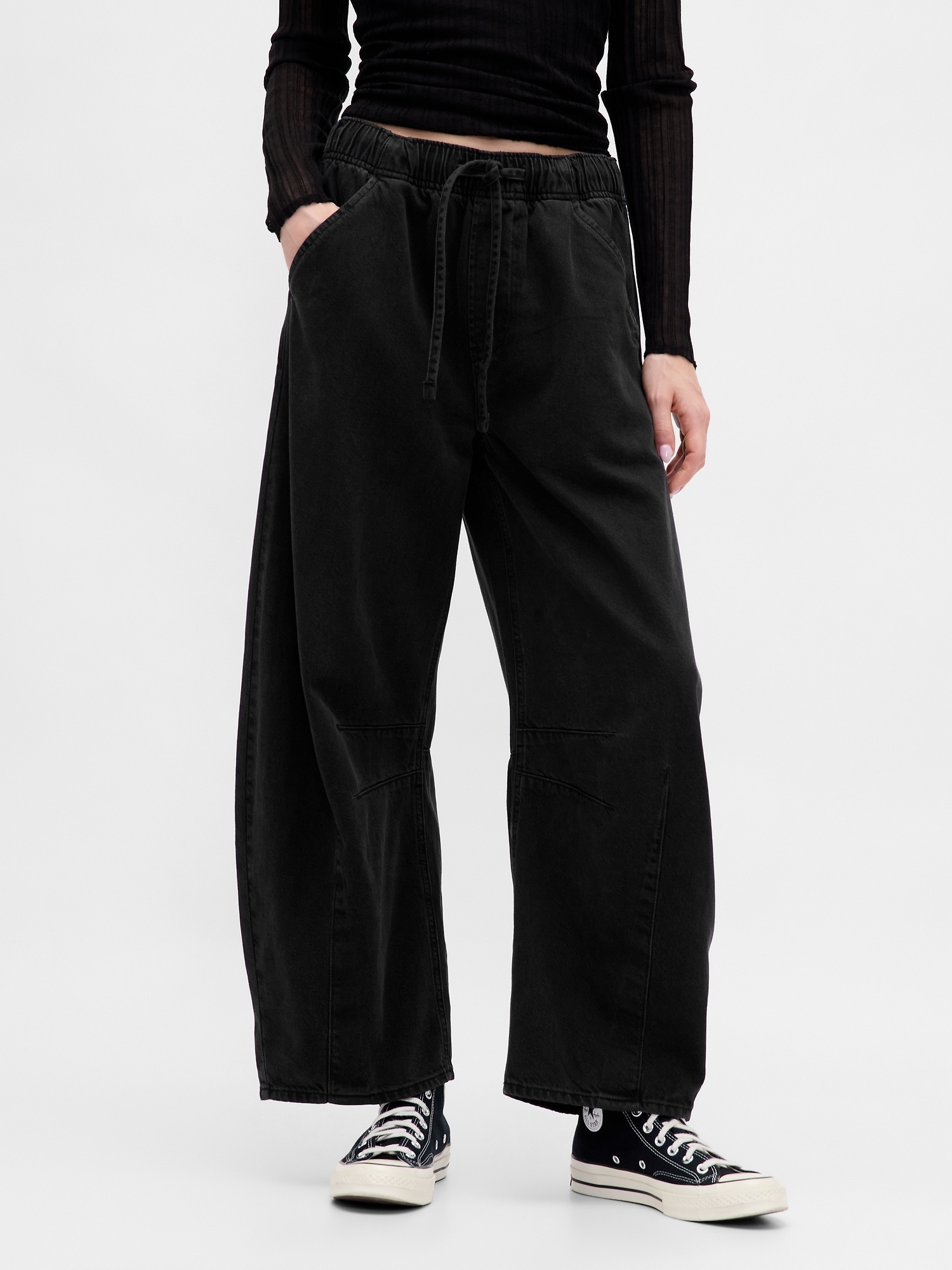 Женские джинсы Gap Mid Rise UltraSoft Easy Horseshoe, цвет: Чёрный — фото 2