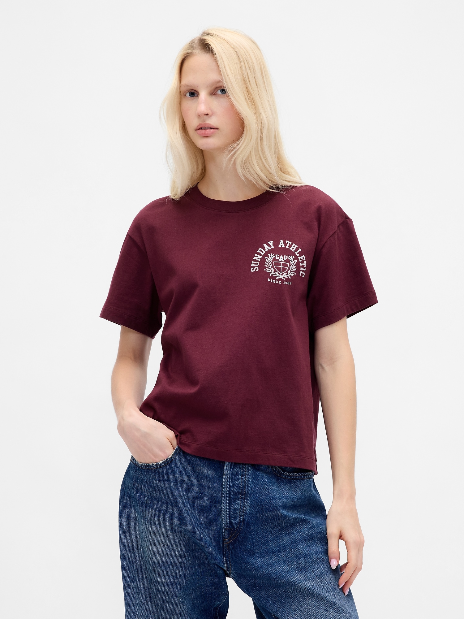 Gap Relaxed Graphic Logo T-shirt In Red
