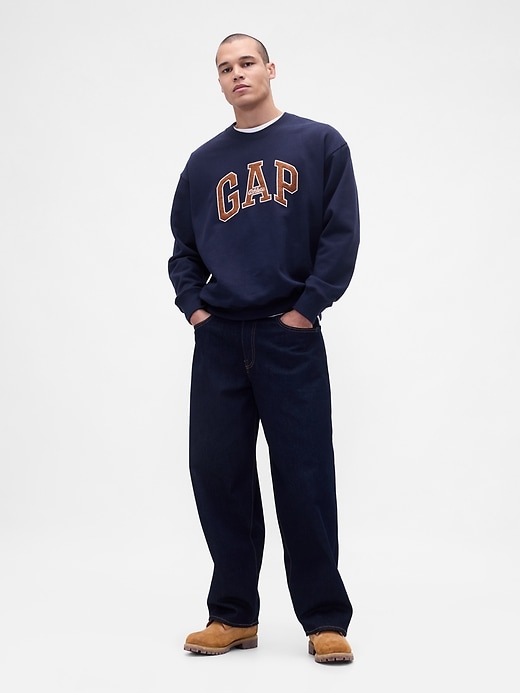 Image number 2 showing, Heavyweight Oversized Logo Sweatshirt