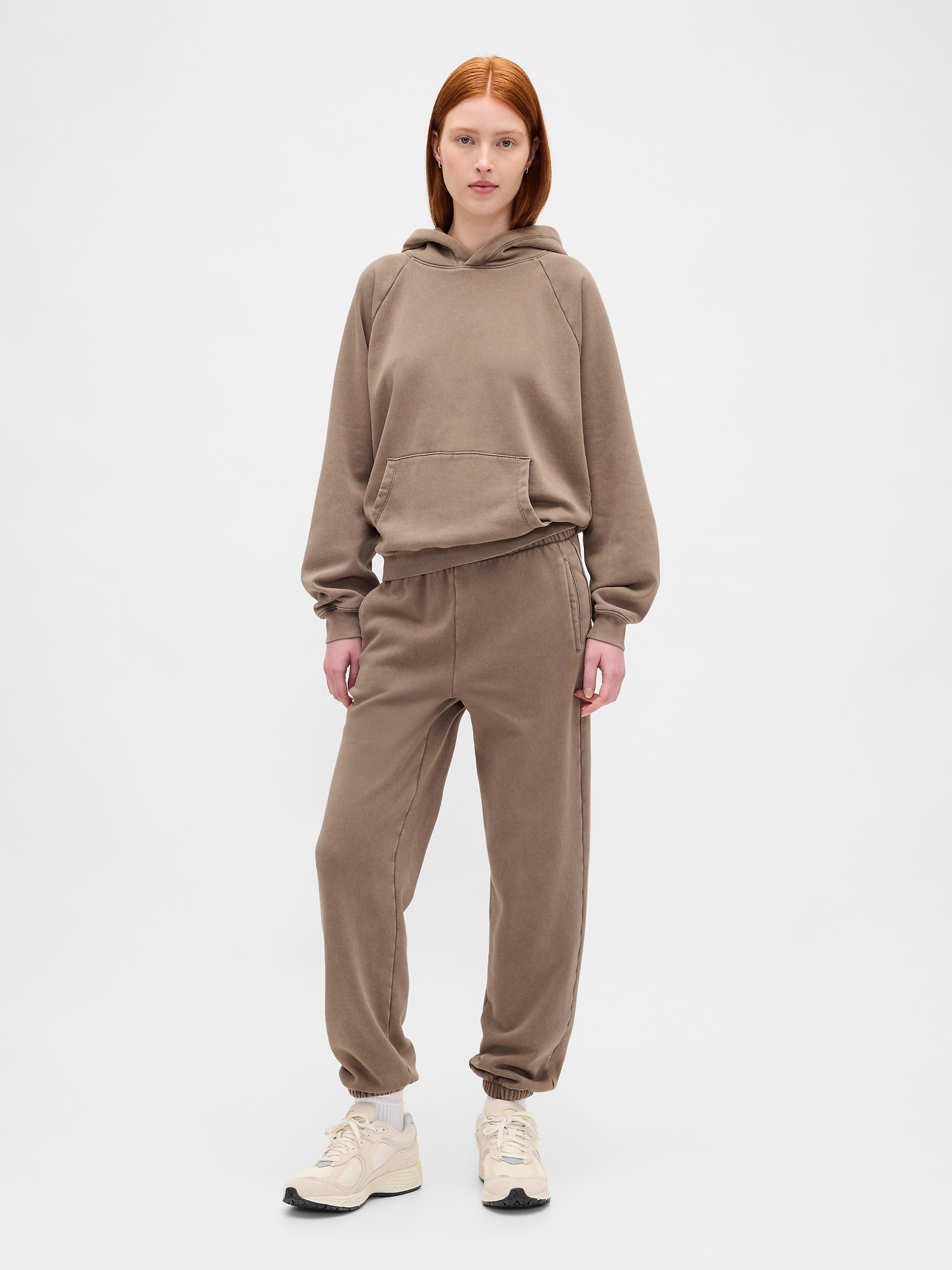 Gap High Rise Vintagesoft Joggers In Brown