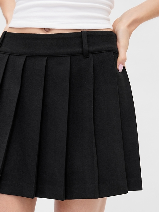 Image number 4 showing, Pleated Mini Skort