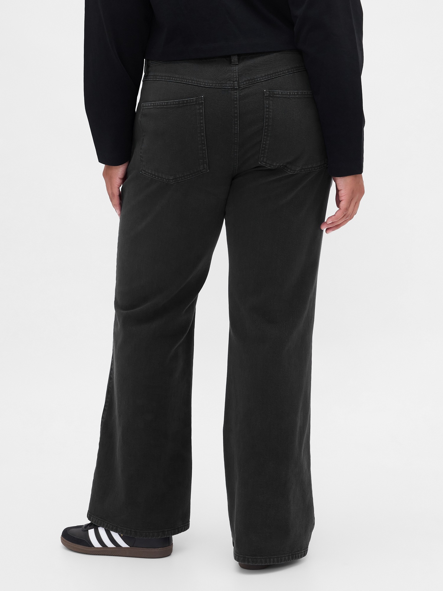 Женские брюки Gap Low Rise Relaxed Flare Khakis, цвет: Чёрный — фото 6